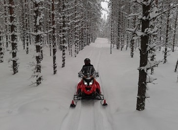 Finnskogen Snow Scooter Tours in Gransvagen